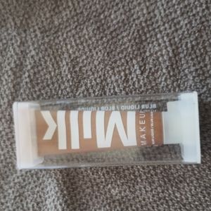 milk makeup blur liquid foundation
